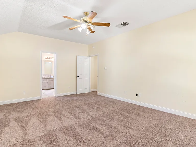 2522 Primrose Ln — Photo 18
