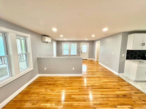 11 Boothby St #3