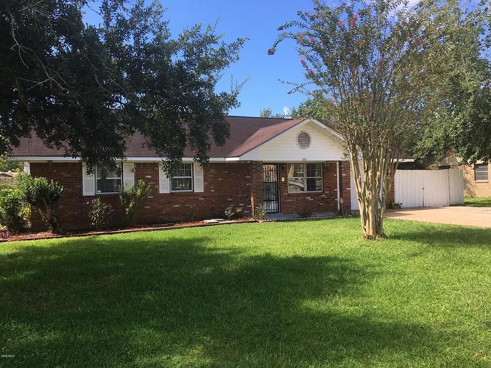 1st image of 12613 Cambridge Blvd