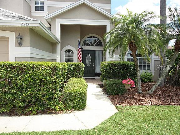 2nd image of 2212 Catbriar Way