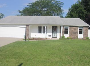 2012 Buckingham Ct, Defiance, OH 43512
