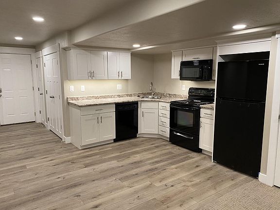2nd image of 5811 W Muirwood Dr
