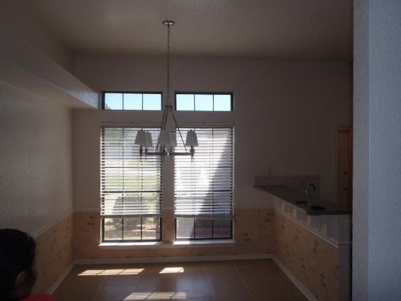 4th image of 5006 Leaning Oak Dr