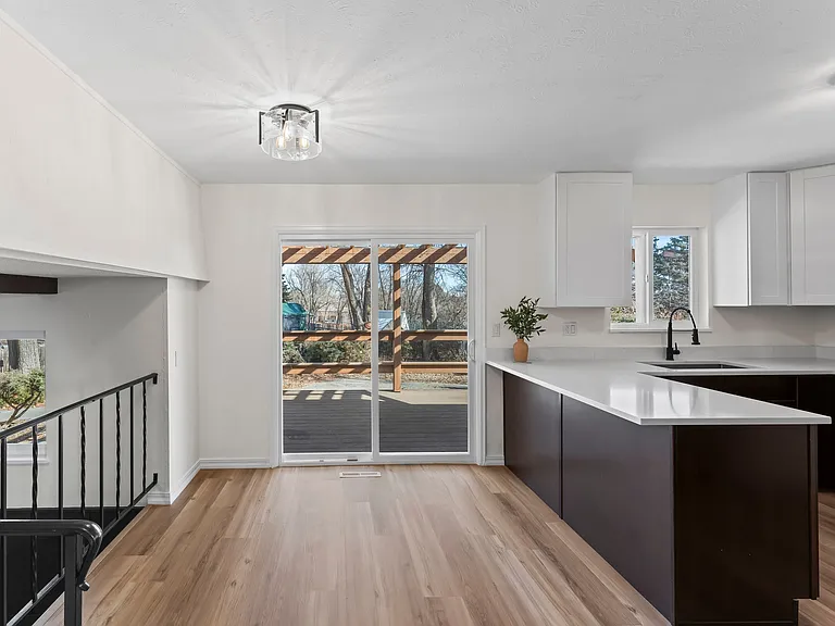 3204 Valley Hi Ave — Photo 10