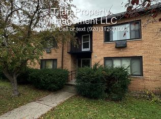 1101 Moreland St #8, Oshkosh, WI 54902