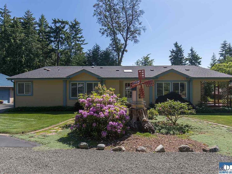 1st image of 201 Manzanita Dr