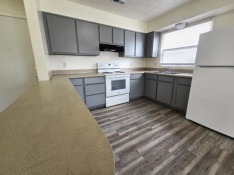 French Quarter Apartments — Photo 23