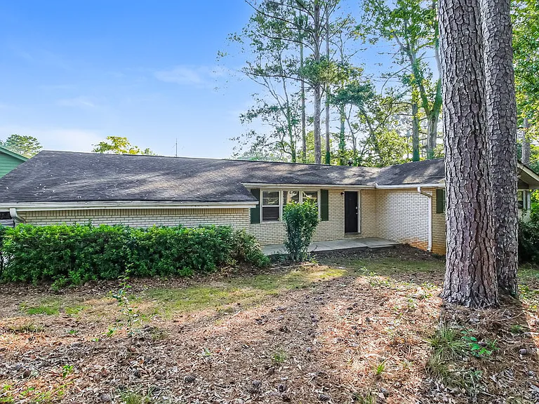 1932 Carla Dr — Photo 1