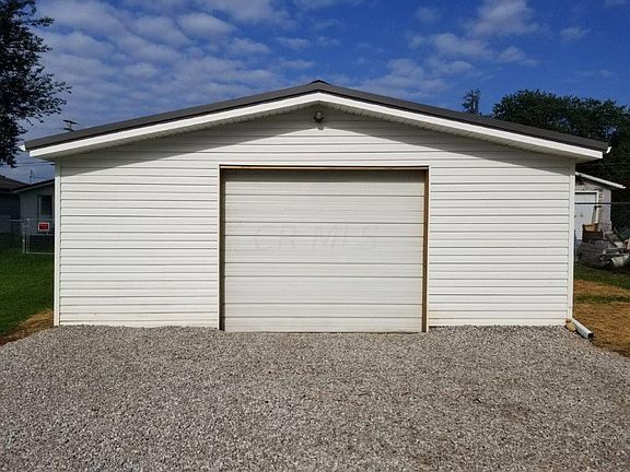 5th image of 194 Obannon Ave