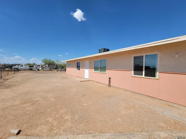 1297 N Highland Rd, Dateland, AZ 85333