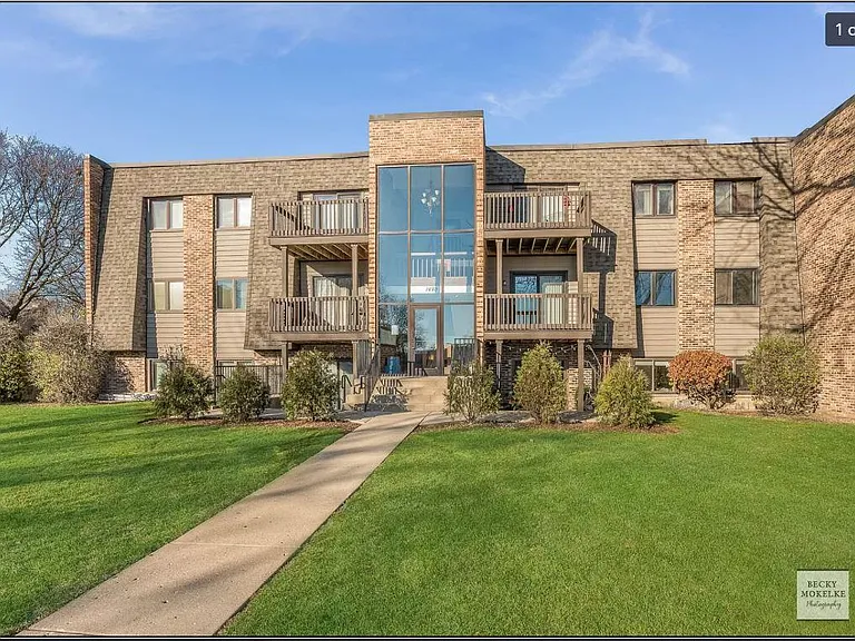 1480 Stonebridge Cir #D8 — Photo 2