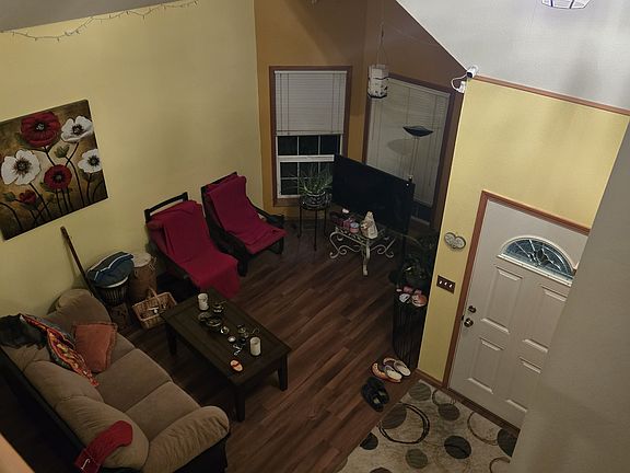 4th image of 1776 SW Otana Dr
