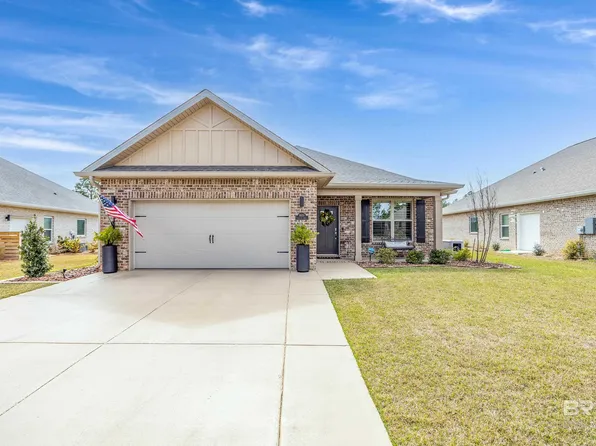9970 Lakeview Dr, Foley, AL 36535