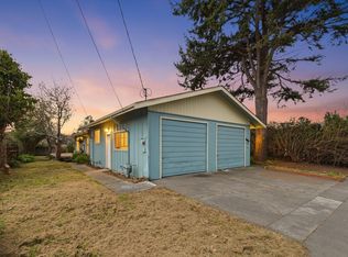 3640 F St, Eureka, CA 95503