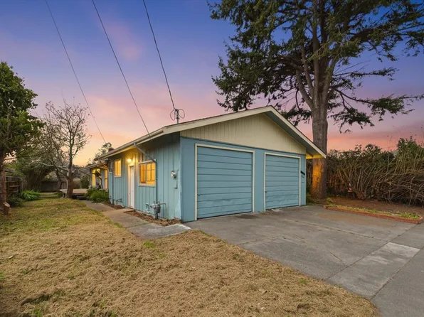 3640 F St, Eureka, CA 95503