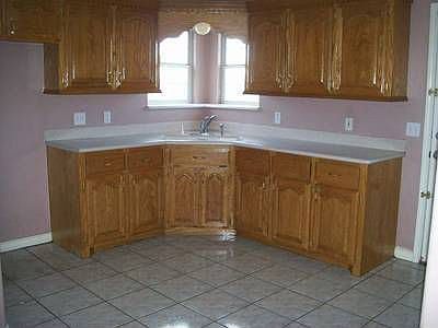 2nd image of 1810 W 31 1/2 St