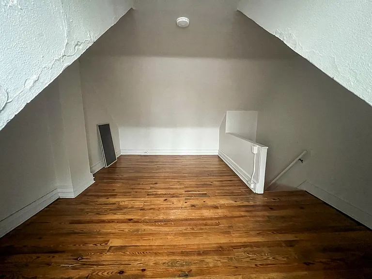 625 Lake St — Photo 35