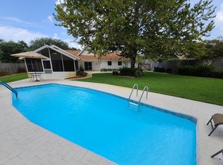 310 Timberlake Ct, Mary Esther, FL 32569