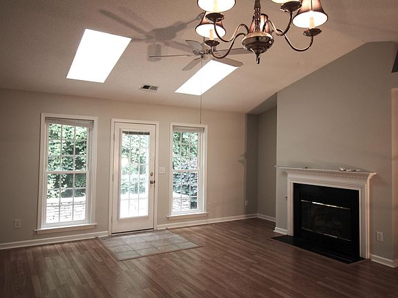 5th image of 4443 Fair Oaks Ln