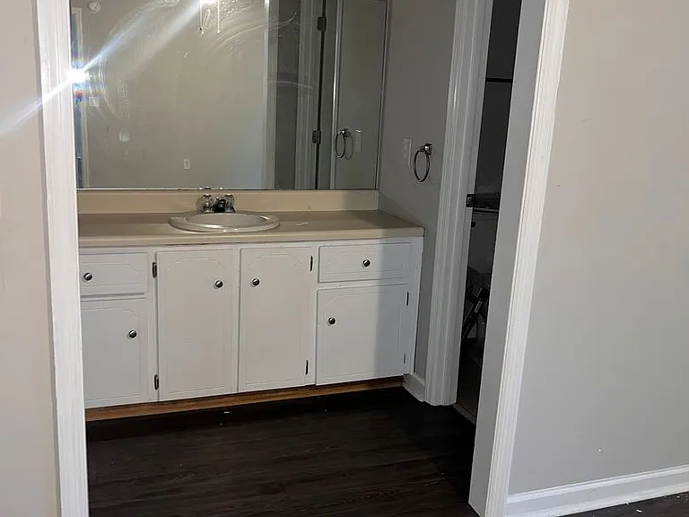 721 Kadi Ln — Photo 5