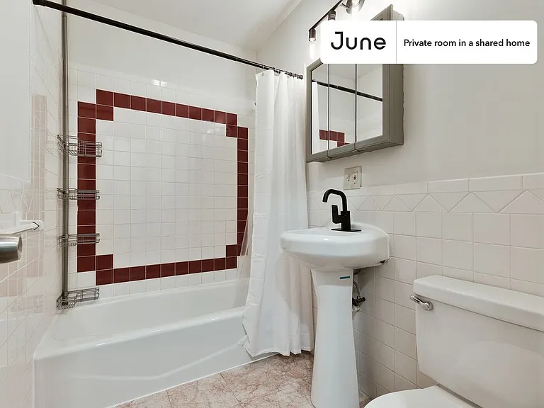 33 Egremont Rd #D — Photo 12