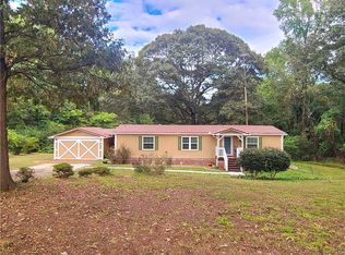 75 Forest Lake Rd, Pendergrass, GA 30567