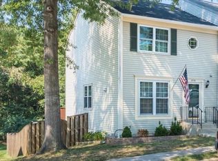 6732 Jenny Leigh Ct, Centreville, VA 20121