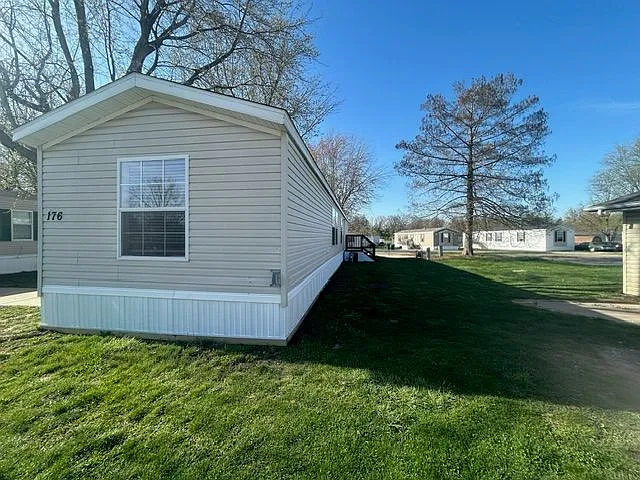 Lincoln Place — Photo 17