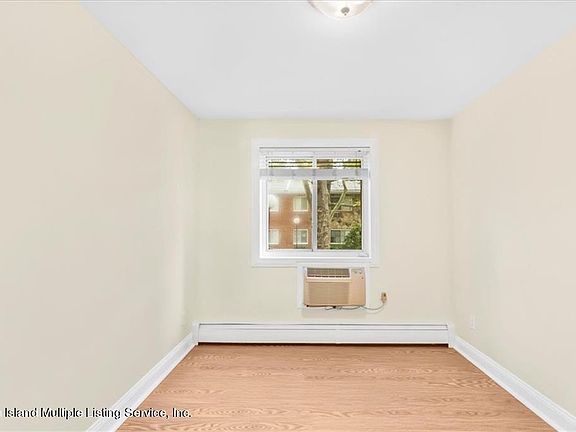 4th image of 19 Gadsen Pl APT 1H