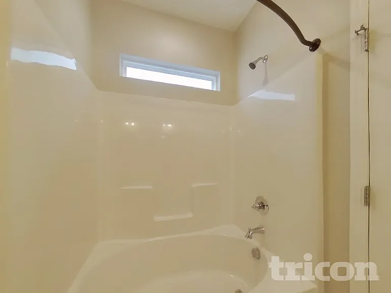 265 Bexley Way — Photo 10