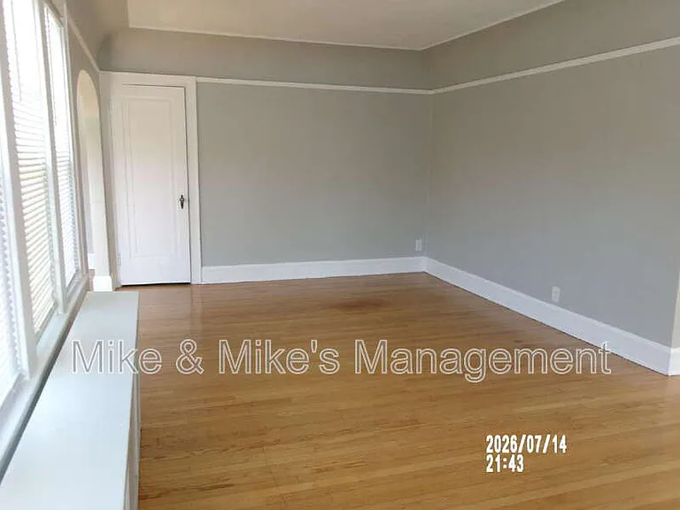 6424 W Chambers St — Photo 7
