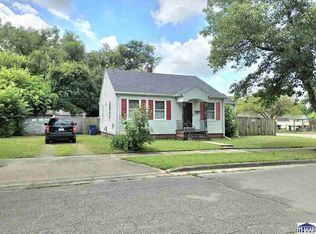 2301 Beech St, Terre Haute, IN 47804