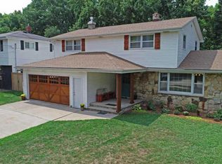 124 Crestview Dr, Appleton, WI 54915