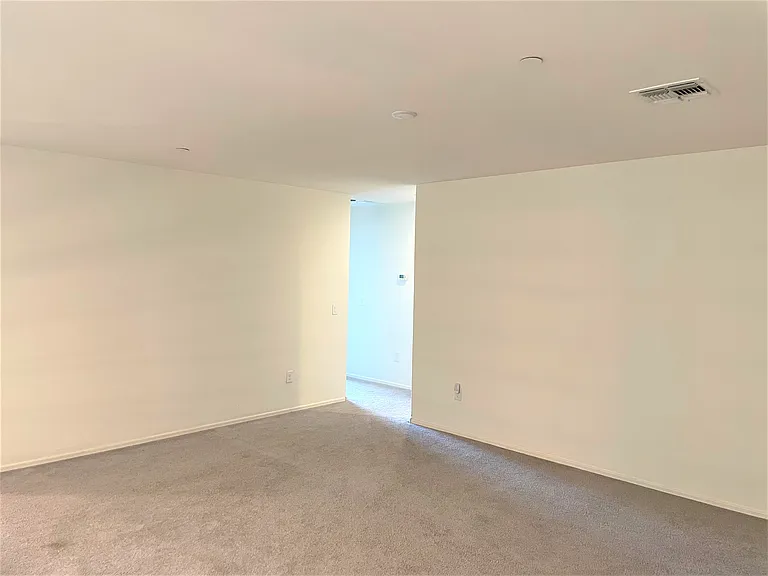 9450 N Andrina Dr — Photo 47