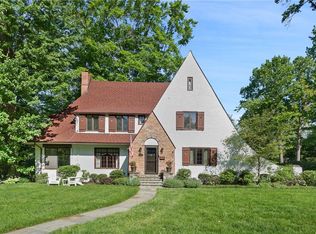 45 Birch Brook Rd, Yonkers, NY 10708