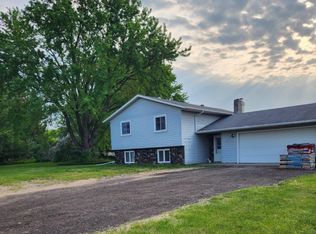32059 Rendova St NE, Cambridge, MN 55008