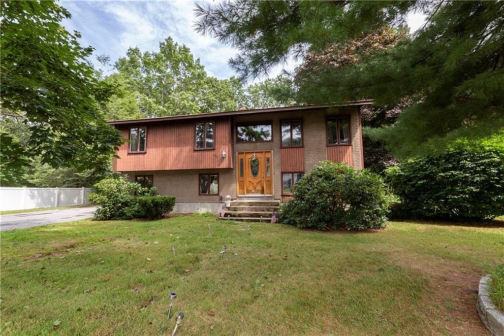 23 Glenwood Dr, Coventry, RI 02816 Zillow