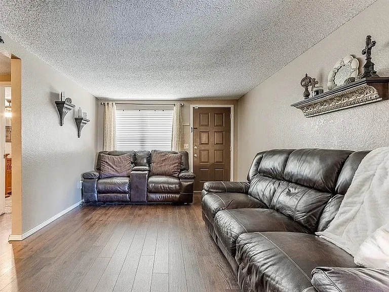 1113 SW 101st St — Photo 5