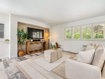 7232 Hawaii Kai Dr APT A, Honolulu, HI, 96825