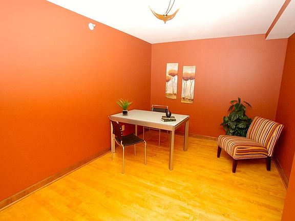 5th image of 123 W Washington Ave Unit 805