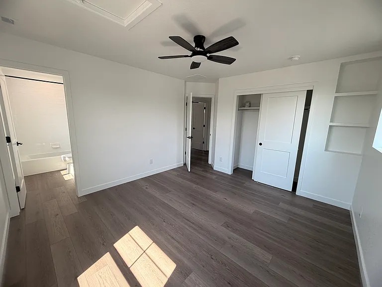 4500 S Delaware St — Photo 27