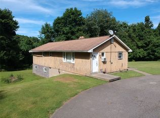 1799 Potter Run Rd, Volant, PA 16156