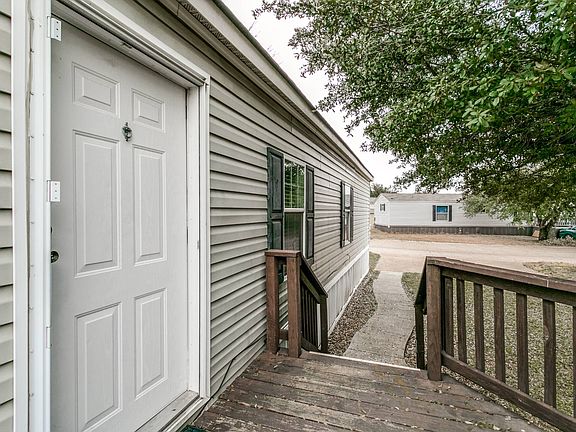 3rd image of 2964 Lavender Dr #399