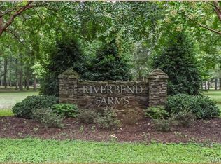 13615 Riverbend Rd, Moundville, AL 35474