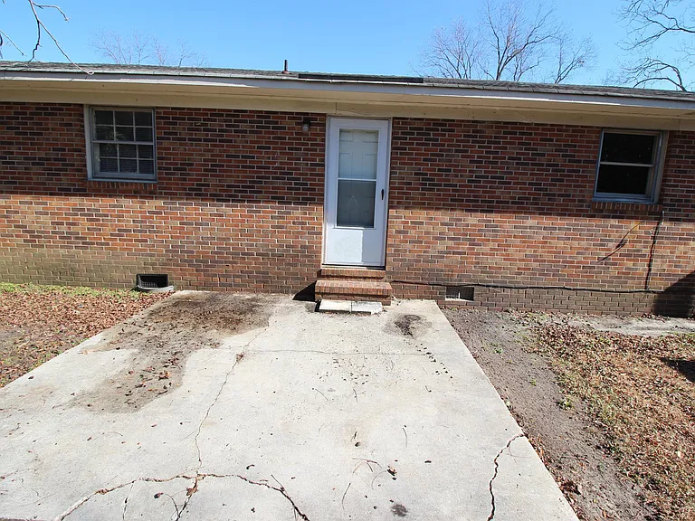 6454 Applecross Ave #C — Photo 16