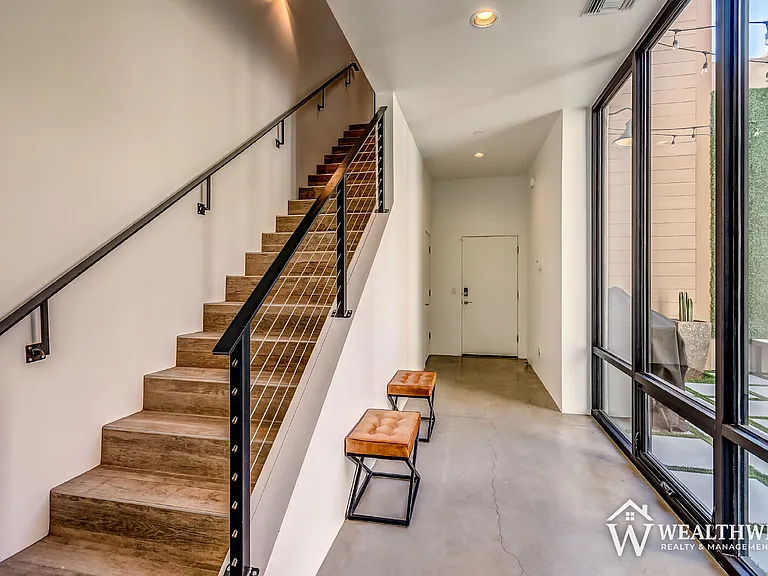 879 W Paseo De Los Zanjeros — Photo 12