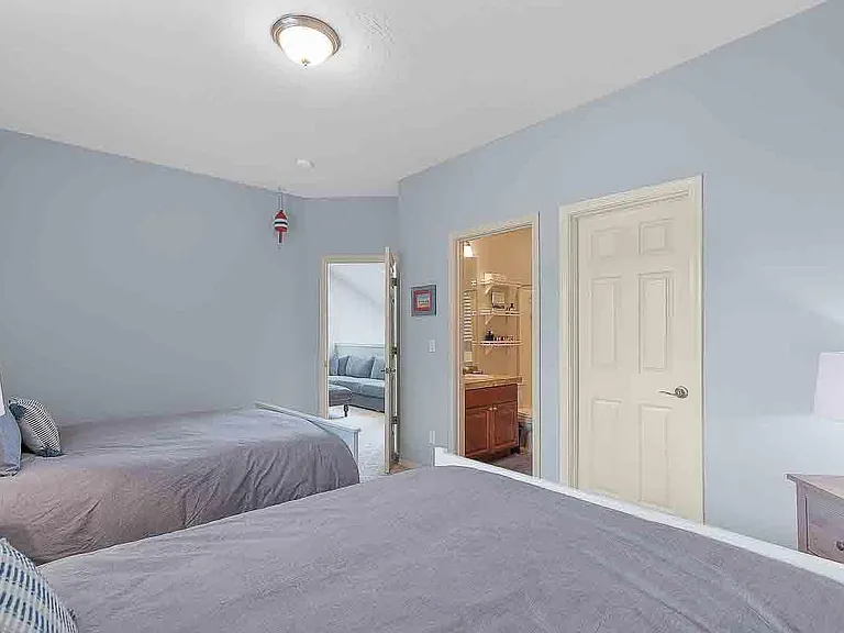 128 28th St NW — Photo 14