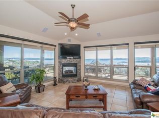 1181 Lakebreeze Dr, Canyon Lake, TX 78133