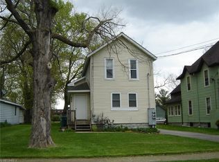 14985 Thompson Ave, Middlefield, OH 44062