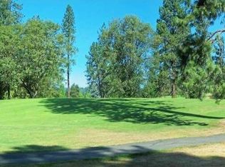 380 Espey Rd, Grants Pass, OR 97527